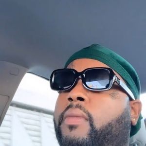 Meet your Posher, Steffone